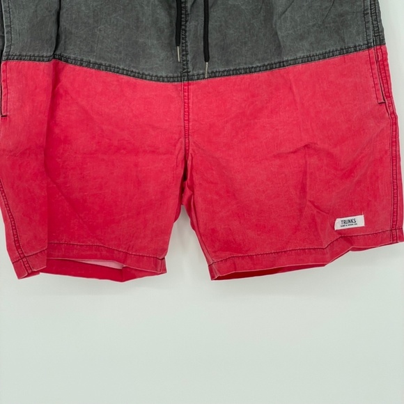 TRUNKS SURF & SWIM CO. Beach To Street Swim Trunks XL - Picture 3 of 5